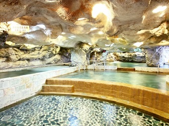 5F洞窟式水療館